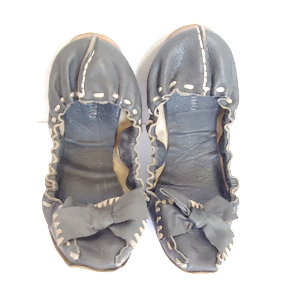 Miu Miu grey leather ballet flats with bow